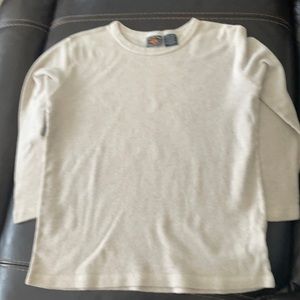 L beige thermal shirt